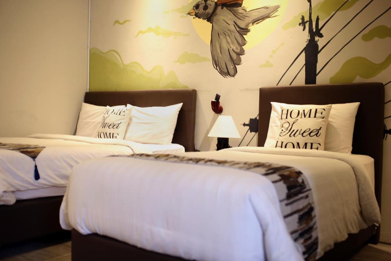 Shine Bnb Cianjur Esterno foto