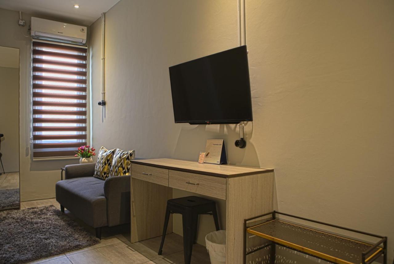 Shine Bnb Cianjur Esterno foto