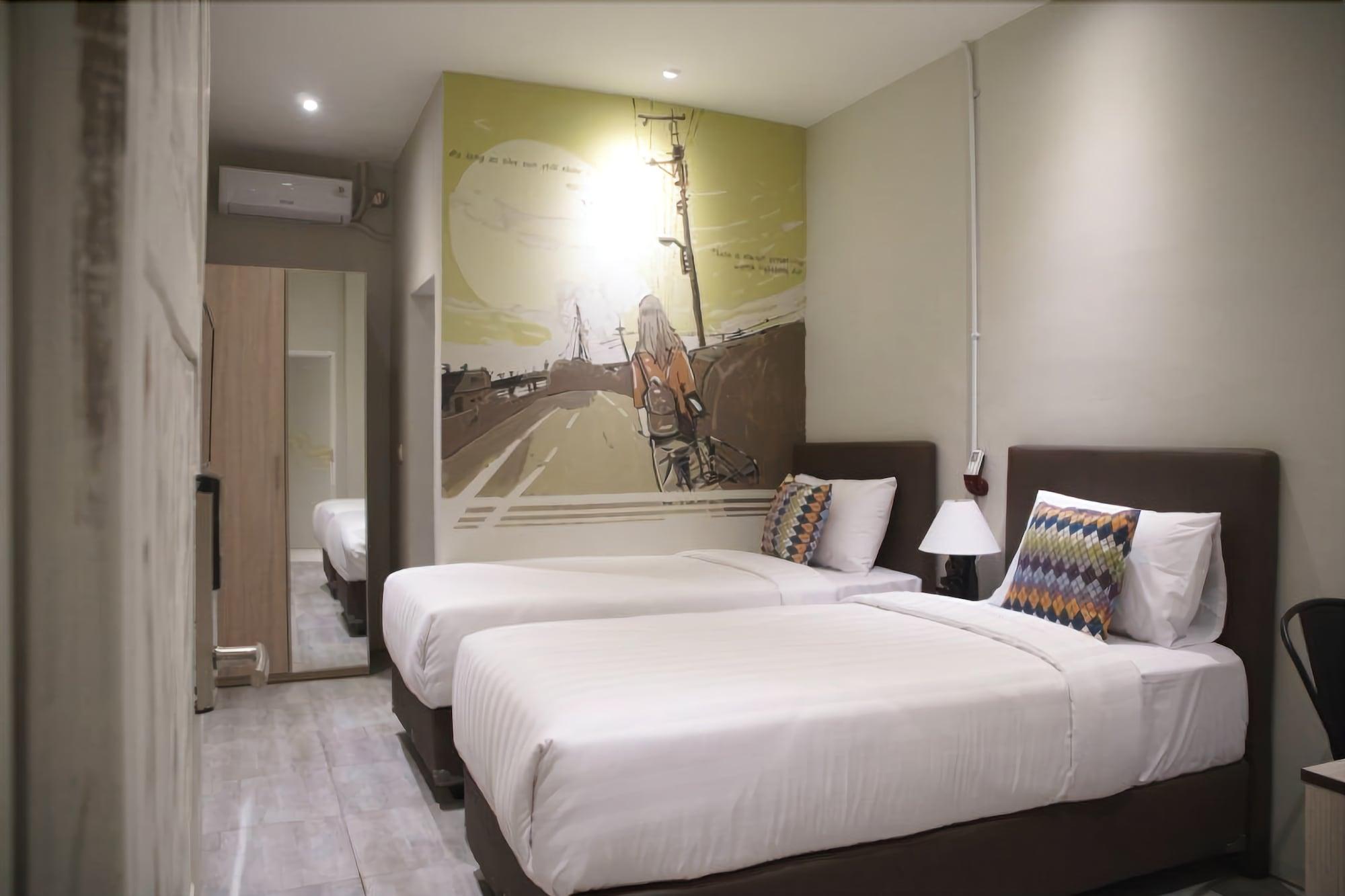 Shine Bnb Cianjur Esterno foto
