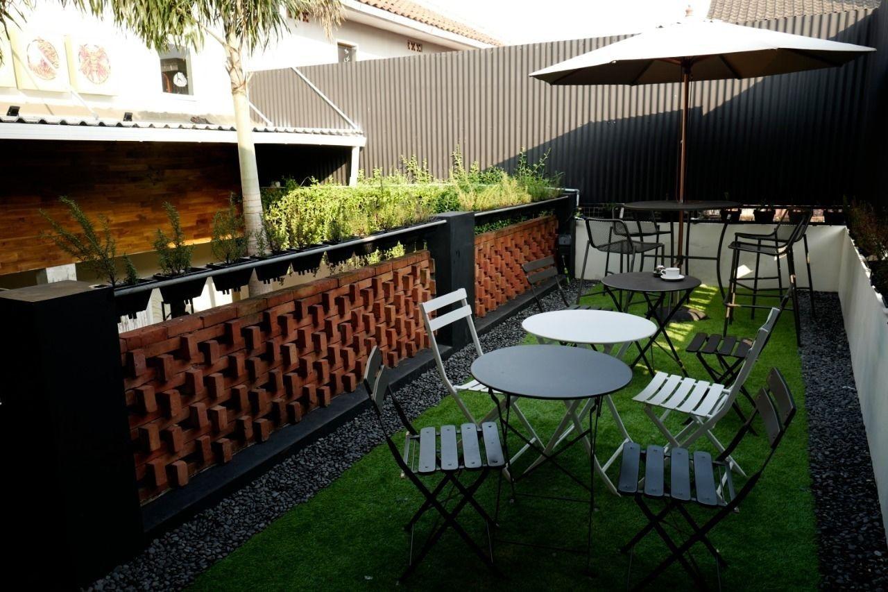 Shine Bnb Cianjur Esterno foto